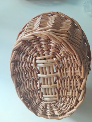 Cesta mimbre vintage 1986