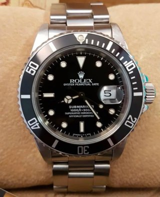 Reloj Rolex Submariner Negro y Plateado