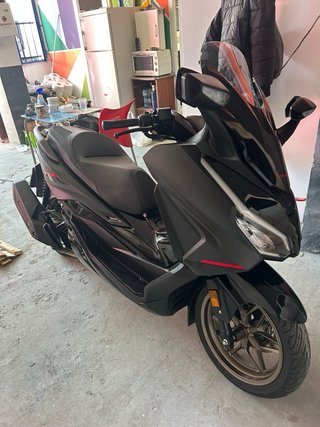 Honda Forza 125 Negra