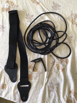 Kit de Iniciación a Guitarra Harley Benton