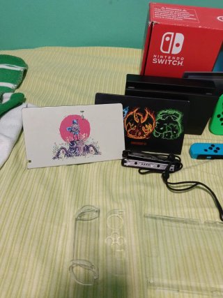Nintendo Switch con lote de accesorios