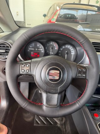 🚗 SEAT León Cuidado y Mejorado