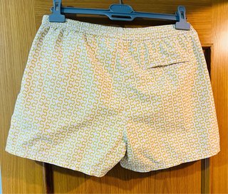 Bañador Zara estampado blanco y amarillo