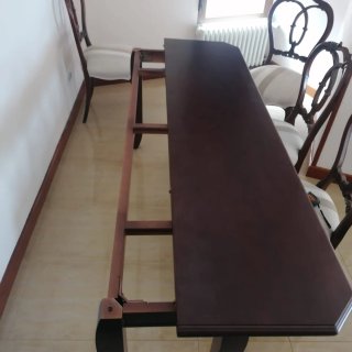 Mesa comedor extensible madera y tela