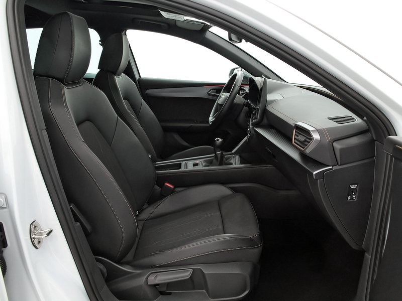 Cupra León 2025, foto 5