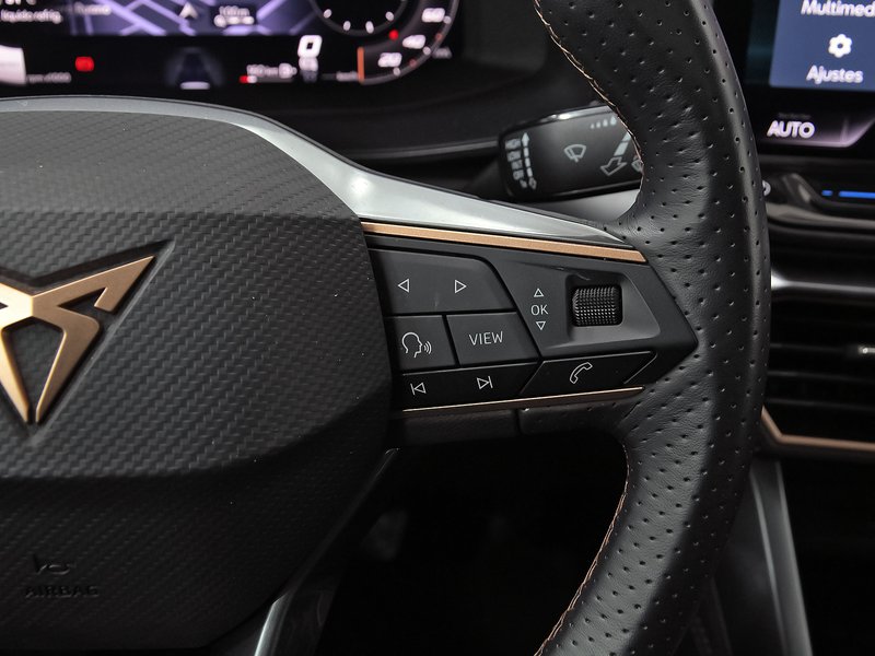 Cupra León 2025, foto 16