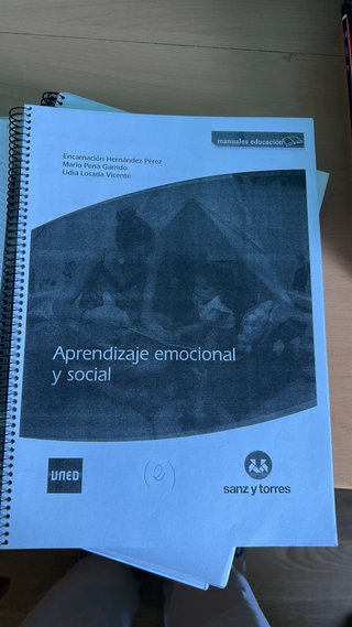 Libros UNED 1 y 2 años