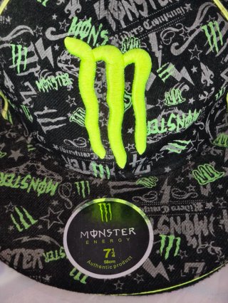 Gorra Monster Energy Negra y Verde