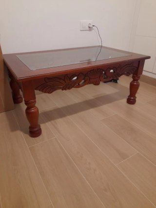 Mesa de centro madera y cristal tallada