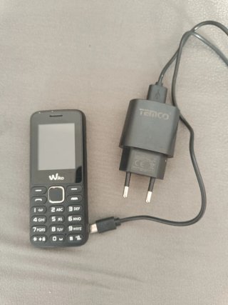 Teléfono Wiko Negro