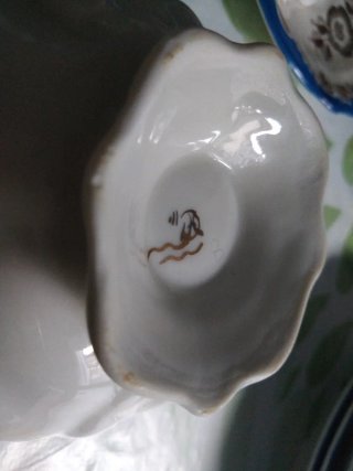 Juego de tazas de desayuno con platos