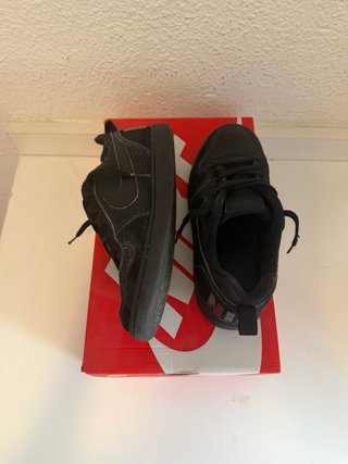 Nike Ebernon Low Prem Negras