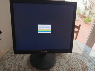 Pantalla Sony 17 poco uso