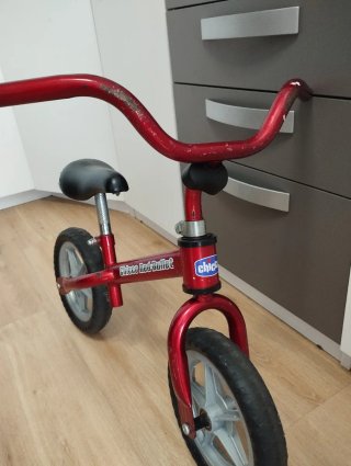 Bicicleta Chicco Roja sin Pedales