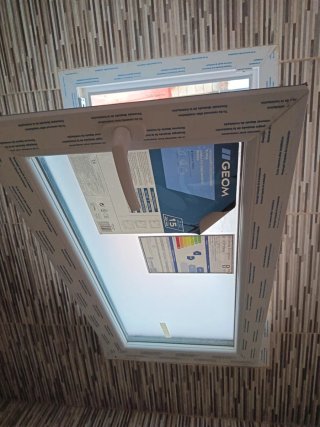 Ventana oscilobatiente Geom 60x100cm