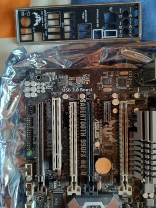 Placa Base ASUS + CPU amd fx8350+ 16GB RAM