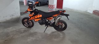 KTM 690 SM Supermotard Naranja/Negra