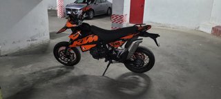 KTM 690 SM Supermotard Naranja/Negra