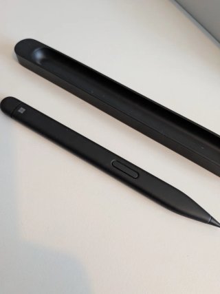 Microsoft Surface Slim Pen 2 + Caricatore (con scatola)