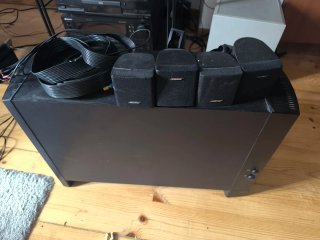 Subwoofer y Altavoces Bose Negros