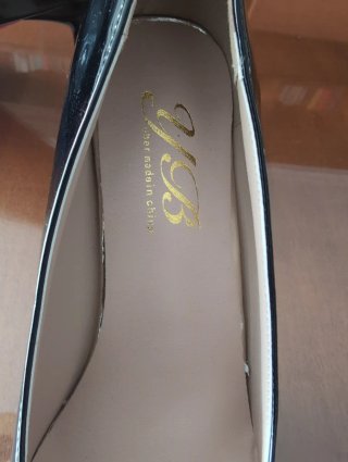 Zapatos Tacón Charol Negro Suela Roja Talla 39