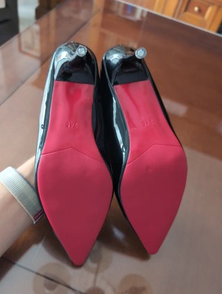 Zapatos Tacón Charol Negro Suela Roja Talla 39