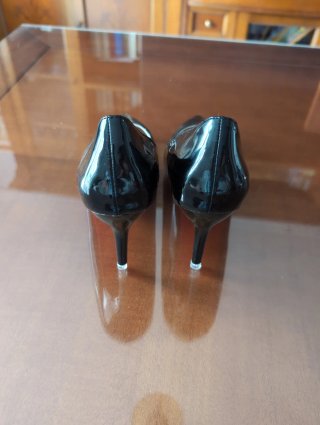 Zapatos Tacón Charol Negro Suela Roja Talla 39