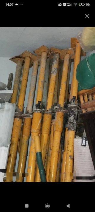 Puntales de obra 2,40m