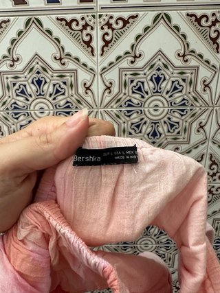 Top Bershka rosa tie-dye