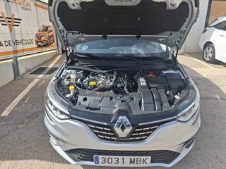 RENAULT Megane S.T. Techno TCe 103 kW