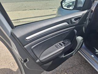 RENAULT Megane S.T. Techno TCe 103 kW