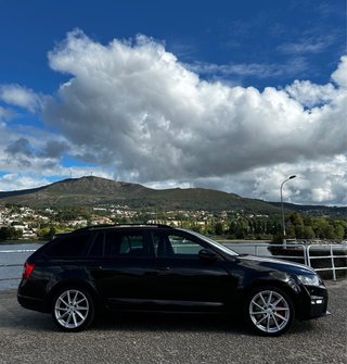 Skoda Octavia VRS 220cv