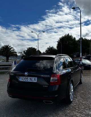 Skoda Octavia VRS 220cv