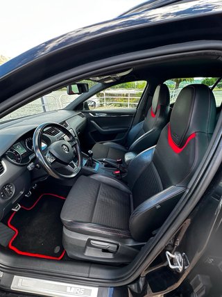 Skoda Octavia VRS 220cv