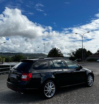 Skoda Octavia VRS 220cv