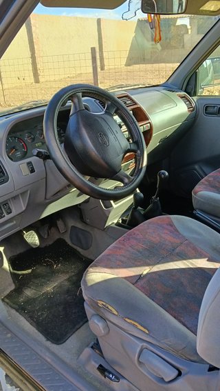 Nissan Terrano II
