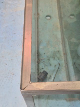Acuario de cristal y inox