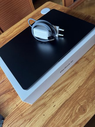 MacBook Air M2 2022 Azul noche