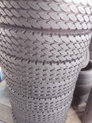 Neumáticos 7.50.R16 Michelin