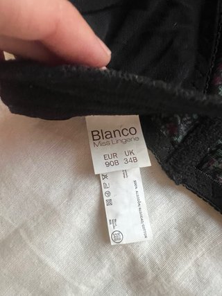 Ropa Gótica Negra