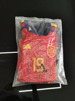 Equipación España Adidas Talla 19