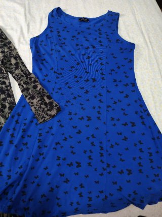 Lote 2 vestidos estampados