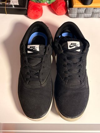 Zapatillas Nike SB Negras y Blancas