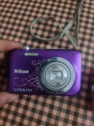 Confezione di 3 fotocamere digitali Fujifilm, Lumix, Nikon