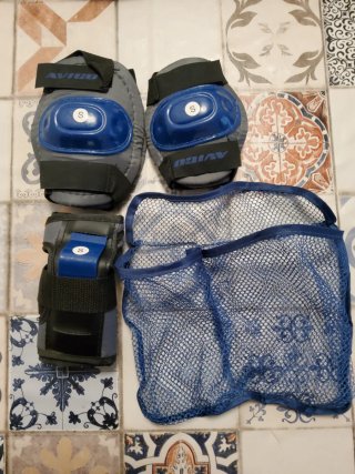 Patines en línea 3 ruedas + Protecciones