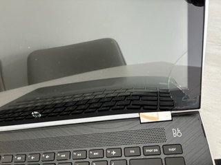 Portátil HP Pavilion i3, tipo tablet tactil