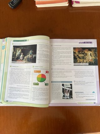 HC Història del món contemporani : Comunitat Va...
