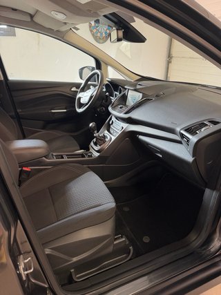 Ford Grand C-MAX 2016