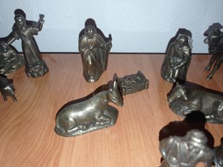 Belén antiguo metal figuras