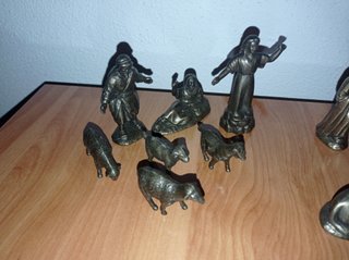 Belén antiguo metal figuras